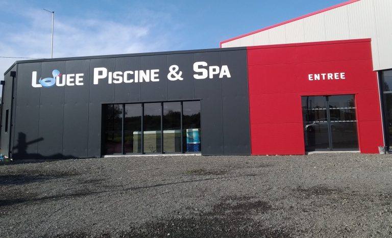 Magasin louee piscine et spa rouge et gris